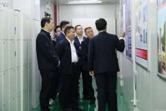 宜春市电子信息产业链招商小分队莅临星空官方网站入口-星空(中国)参观调研